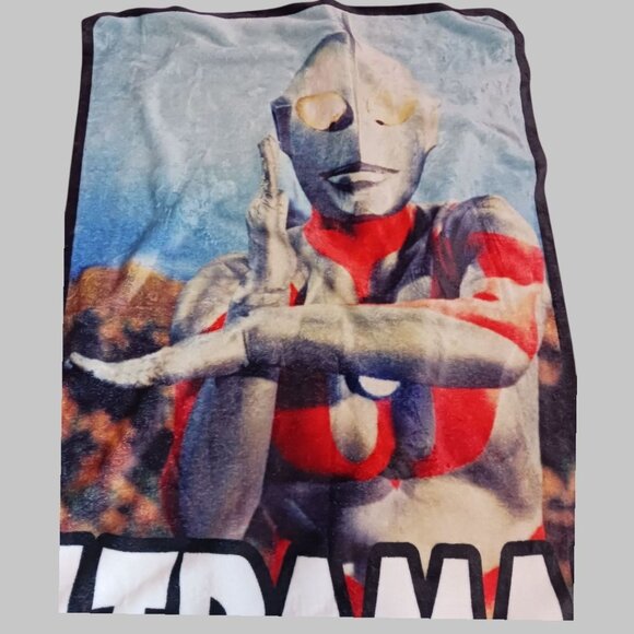Ultraman Red Fleece Throw Blanket  Soft Lightweight Anime Character 56x43 - Picture 4 of 6